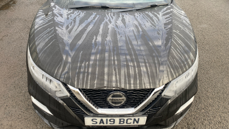 Nissan Qashqai 1.3 DiG-T N-Connecta 5dr Petrol Hatchback